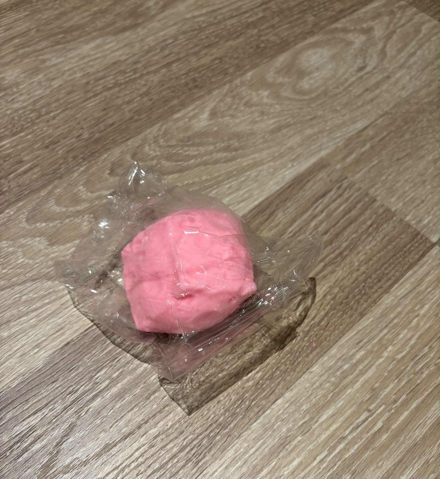 pink cheese (shaving cream)